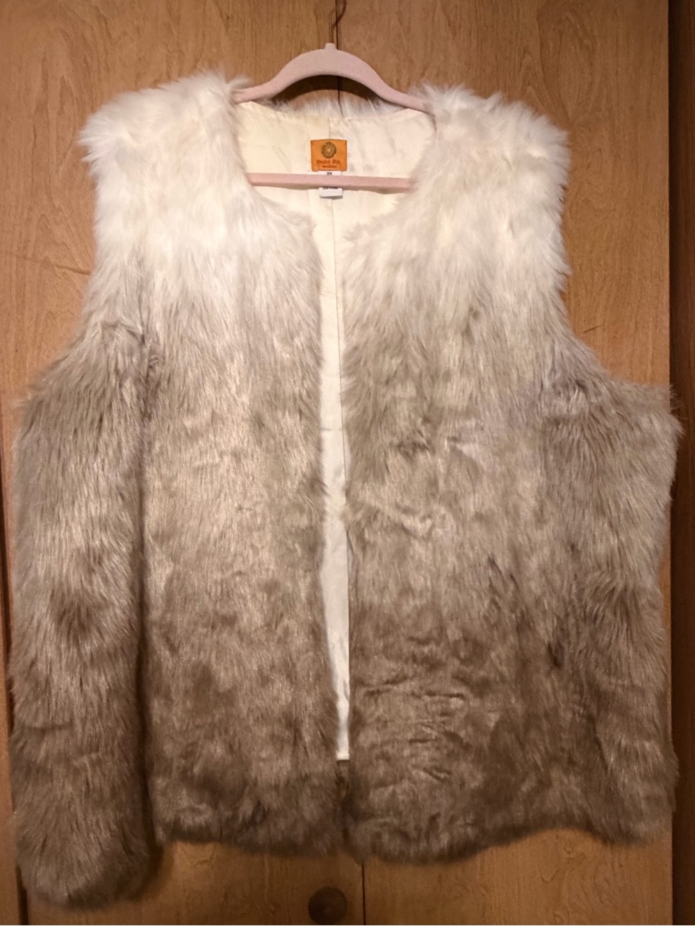 Ruby Rd. Girls Faux Fur Ombré Vest in Cream and Taupe